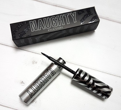 ������� ������ �������� Kylie Story Naughty