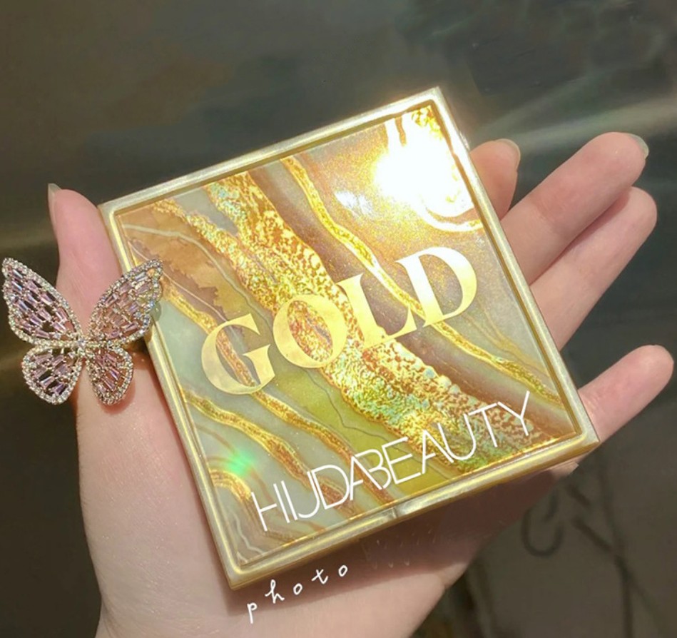 Палетка теней Huda Beauty Gold Obsessions Palette