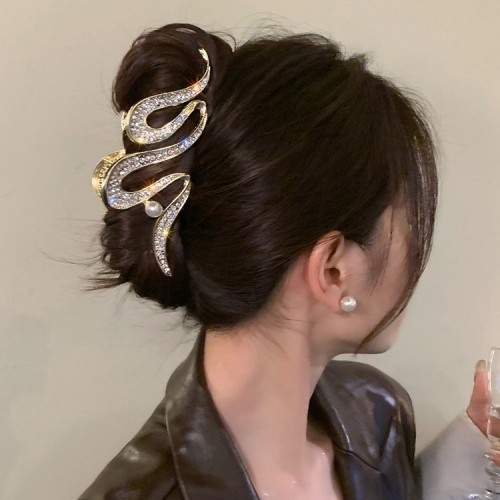 Краб для волос металлический блестящий Змейка с Жемчужиной, 11 см.