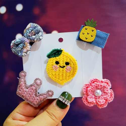 Набор детских тканевых заколок 5 штук.